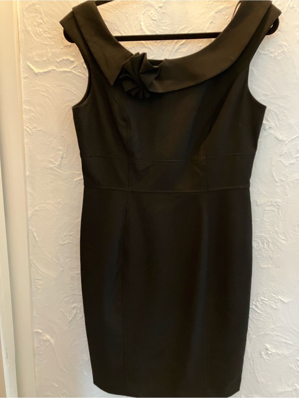 Calvin Klein Black Sleeveless Midi Sheath Dress with Rosette Collar